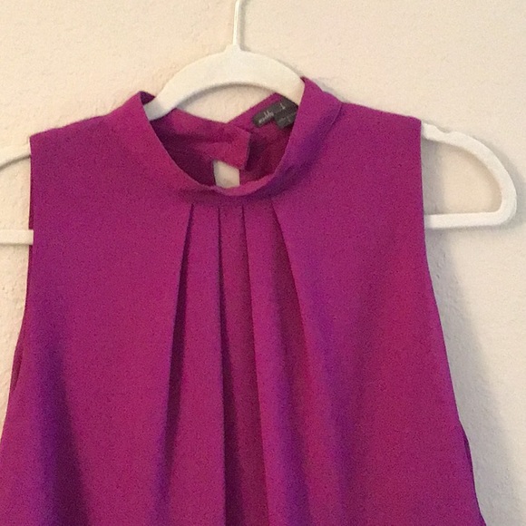 Dreamy plum pleated halter top, Large - Picture 2 of 6